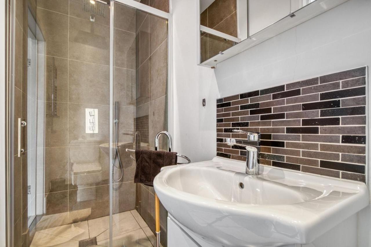 Ferienwohnung Luxurious Hidden Gem In Wandsworth London Exterior foto
